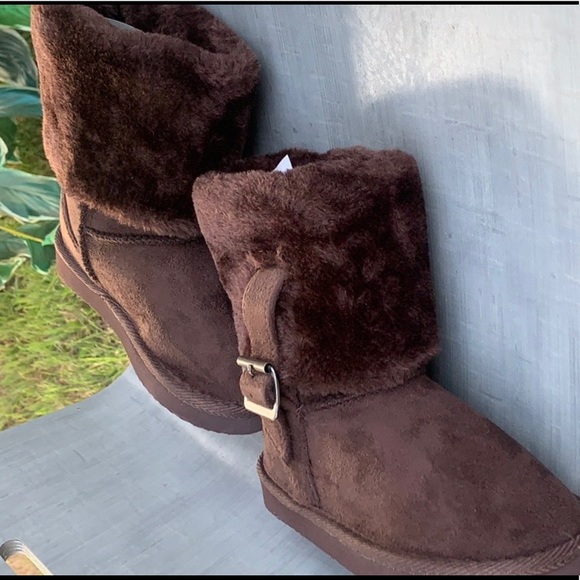 Very warm and Furry Kids Girls Winter Boot - Picture 6 of 8